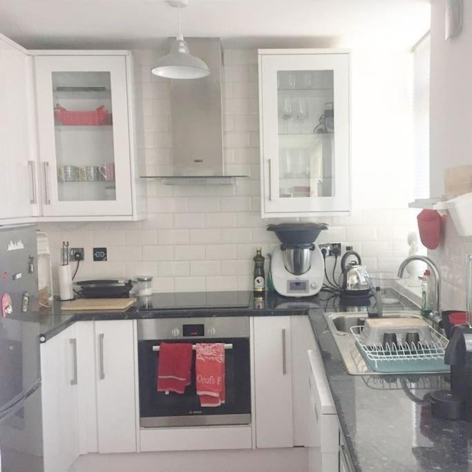 Cosy Flat, Great Location! Apartamento Londres
